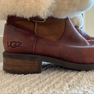 Ugg boots real leather and shearling EUC